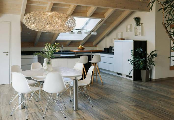 Ferienwohnung für 6 Personen, mit Balkon und Terrasse sowie Ausblick in Bruckmühl - 3