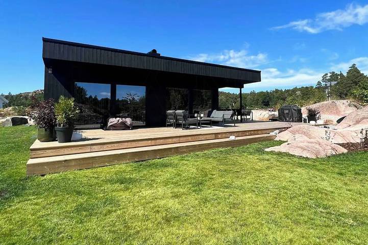 Ferienhaus für 8 Personen, mit Balkon in Grimstad