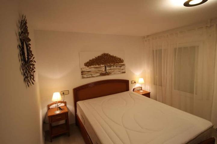 Casa en Roses con piscina privada y vista para 7 personas. in El Mas Fumats, Roses