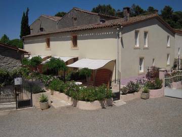 Gîte pour 4 personnes, avec terrasse et piscine, animaux acceptés à Badens