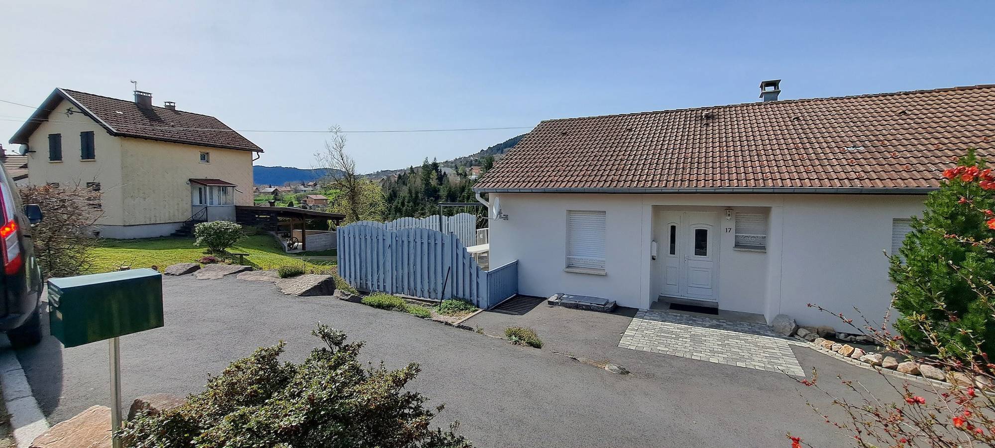 Holiday Home 'Maison des Érables' with Private Terrace, Wi-Fi and Air Conditioning in Gérardmer, Parc naturel régional des Ballons des Vosges