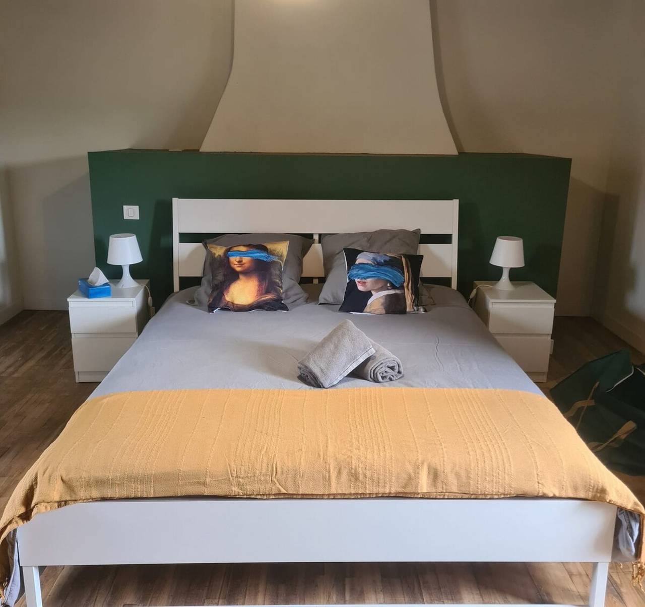 Aubié superbe propriété pour 20 avec piscine in Latouille-Lentillac, Lot