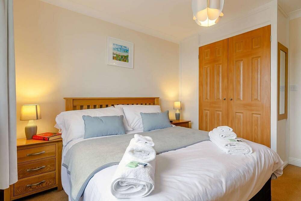 4 Bed in Redruth in Portreath, Cornwall