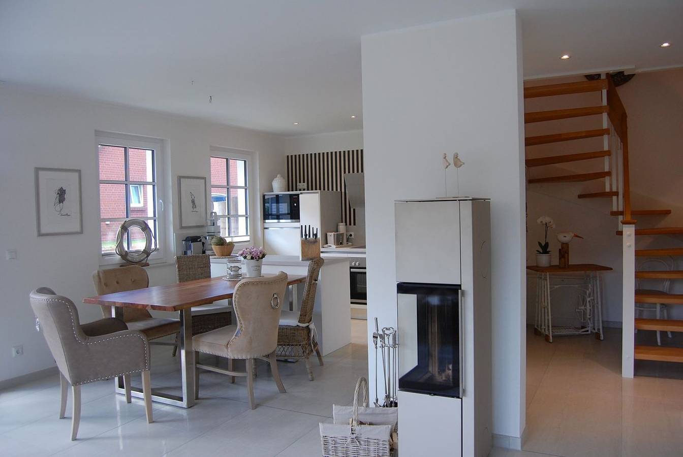 Ferienhaus "Sehart" - Doppelhaushälfte unter Reetdach ca.100 m² für 2-4 Personen in Niehagen, Ahrenshoop
