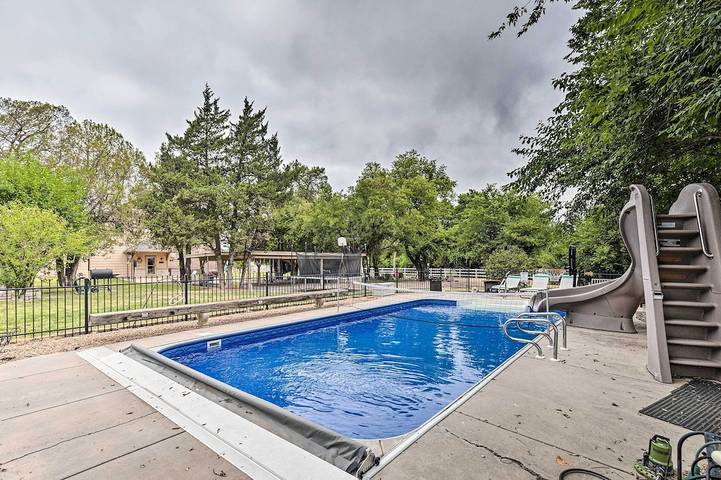 Vacation rental for 18 people, with terrace in Kansas