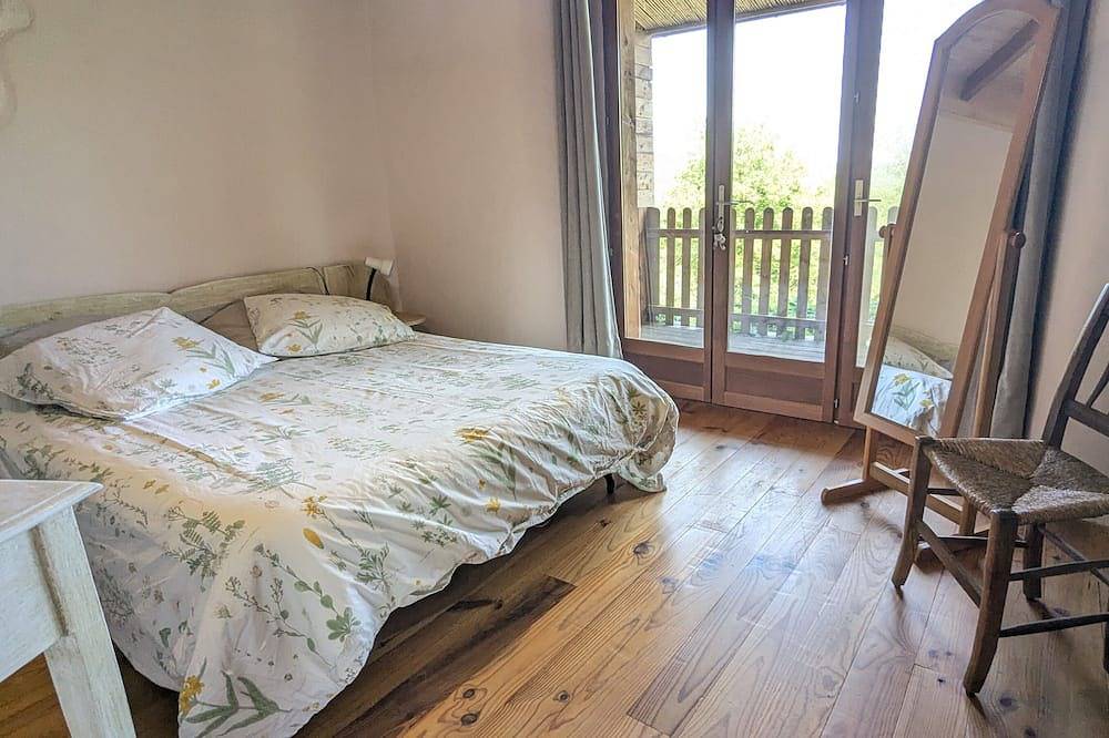 Eco-friendly house, surrounded by nature, Martel. Great for disconnecting! in Martel, Lot