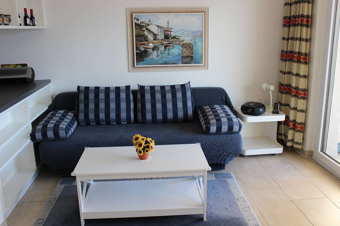 Ganze Wohnung, Heimelige Ferienwohnung im 1. Stock für 1-4 Personen. in Orselina, Tessiner Alpen