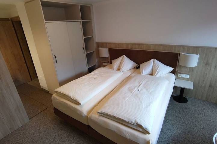 Ferienwohnung für 2 Personen, mit Garten und Terrasse in Höfen - 3