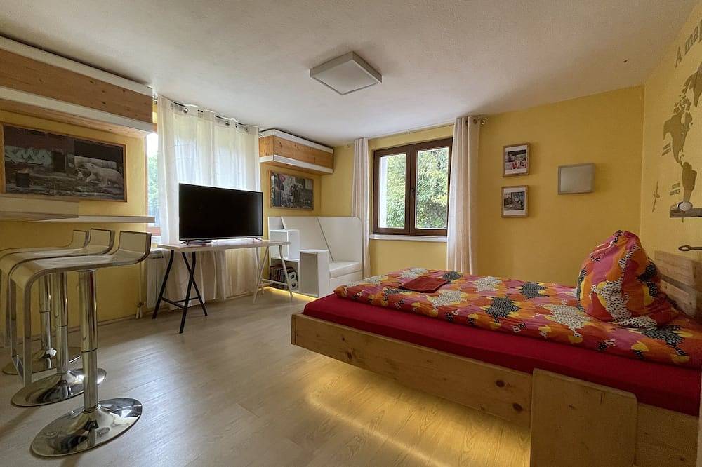 Ferienhaus In Karlstadt - Direkt am Main in Karlstadt, Fränkisches Weinland