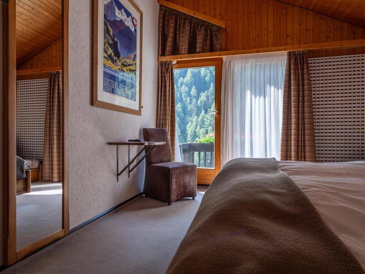 Hôtel Cristal - Swiss Riders Lodge Grimentz in Grimentz, Anniviers