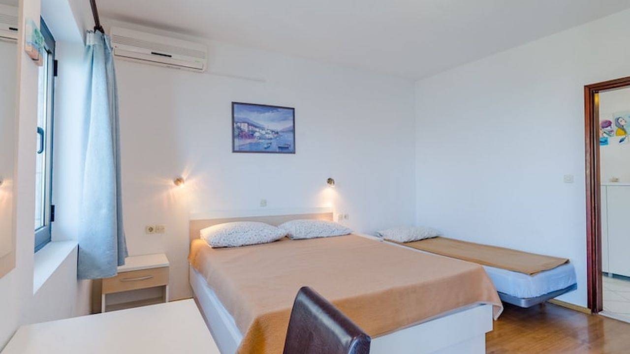 Ganze Ferienwohnung, Ferienwohnung für 3 Personen (19 m²) in Brela in Brela, Makarska Riviera