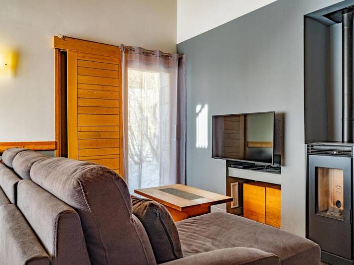 Gîte pour 8 personnes, avec jardin ainsi que sauna et terrasse à Vialas - 4