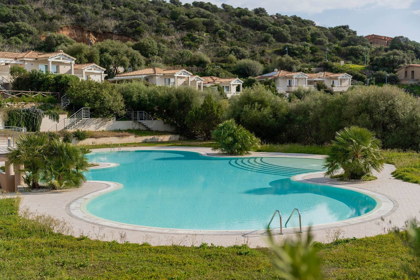 Villa mit privatem Pool und Meerblick in Terra Mala, Cagliari Provinz