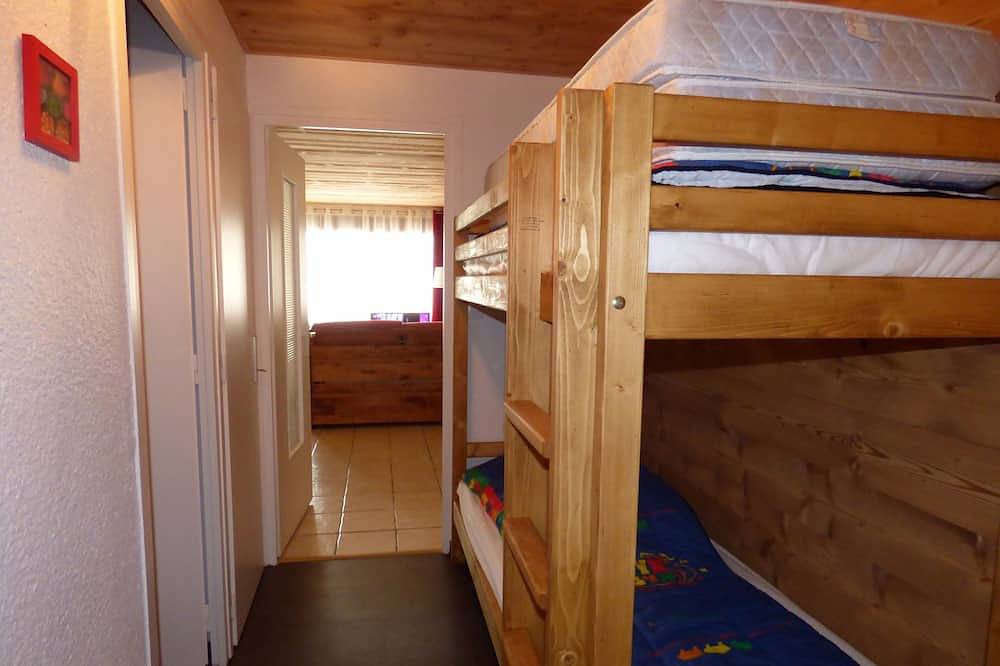 Entire apartment, Nice 2p + coin mont, 50m2, resort center, calm, standing, prox. all commodi in L'Alpe d'Huez, Écrins National Park