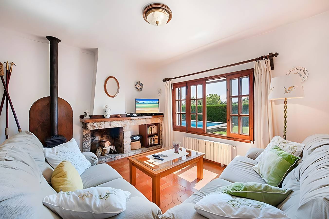 Villa Provenza mit privatem Pool, Terrasse, Klimaanlage und Wlan in Port de Pollença, Pollença