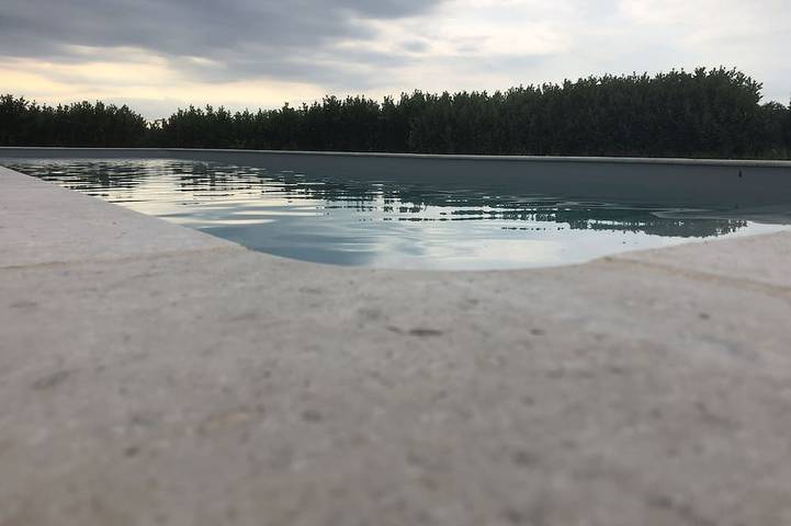 Location de vacances pour 6 personnes, avec piscine à Guillac (Gironde)