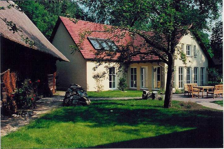 Entire holiday apartment, Holiday apartment for 4 people with garden in Lehde, Luebbenau/Spreewald