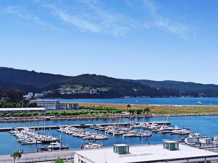 Apartamento de vacaciones para 5 personas, con jardín y vistas - 1