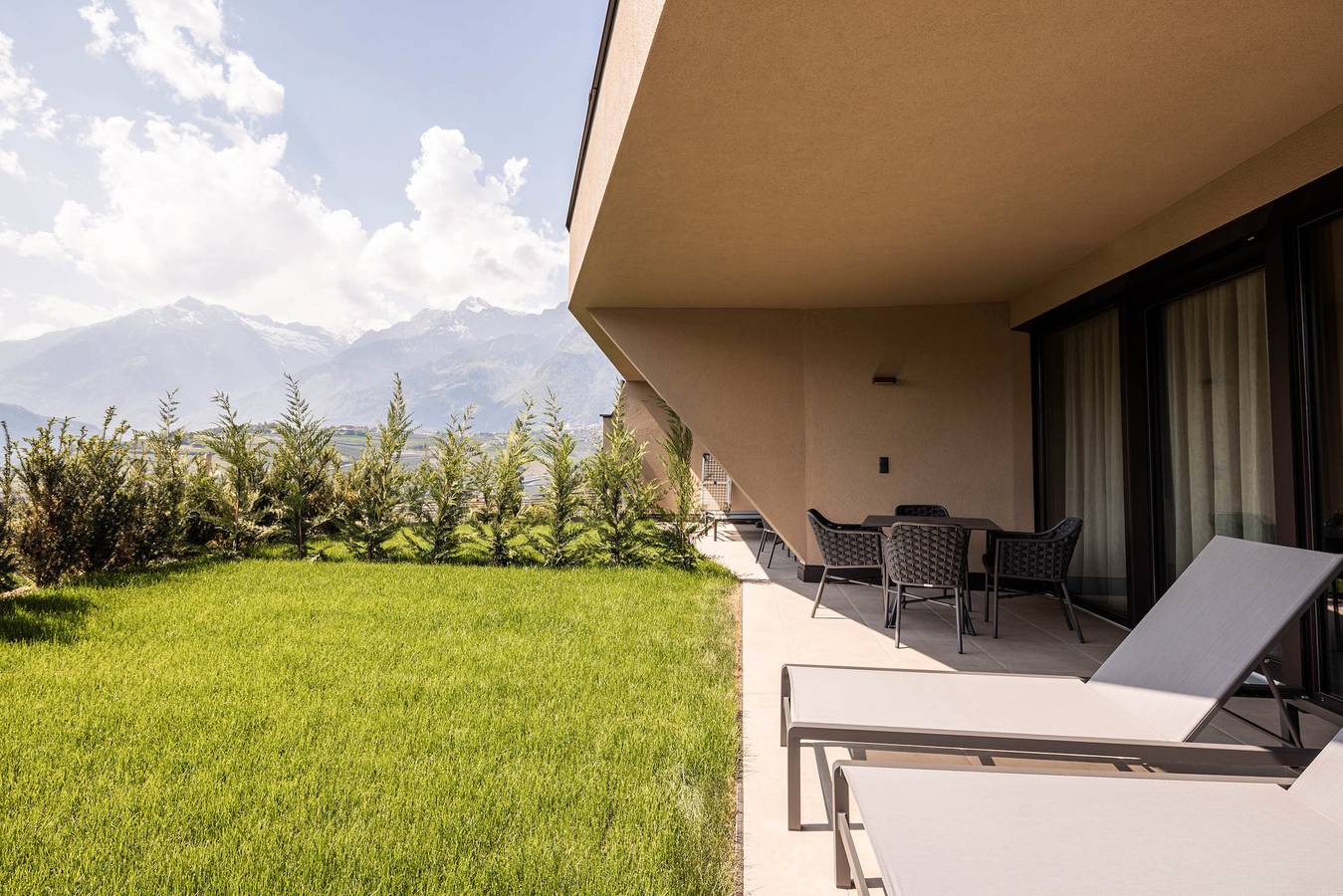 Ganze Wohnung, Apartment 'Oberhaslerhof Floralis' mit Bergblick, Wlan und Klimaanlage in Schenna, Sarntaler Alpen