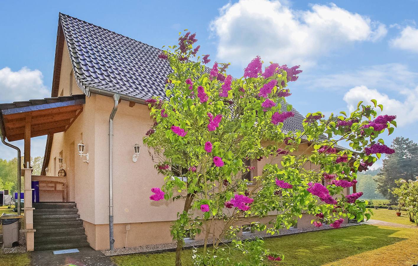 Appartement de vacances entier, Appartement au bord de la rivière avec parking et système de sonorisation, à 2 km d'Eggesin in Torgelow, Lagune de Szczecin