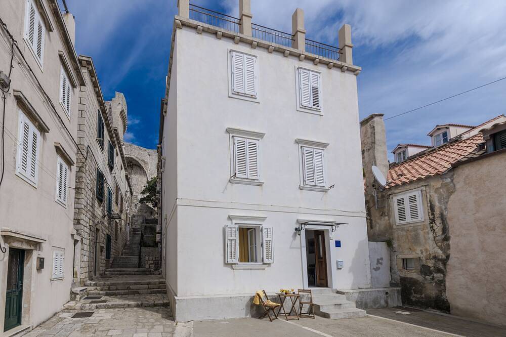 Holiday apartment in Grad Dubrovnik from £205 per night