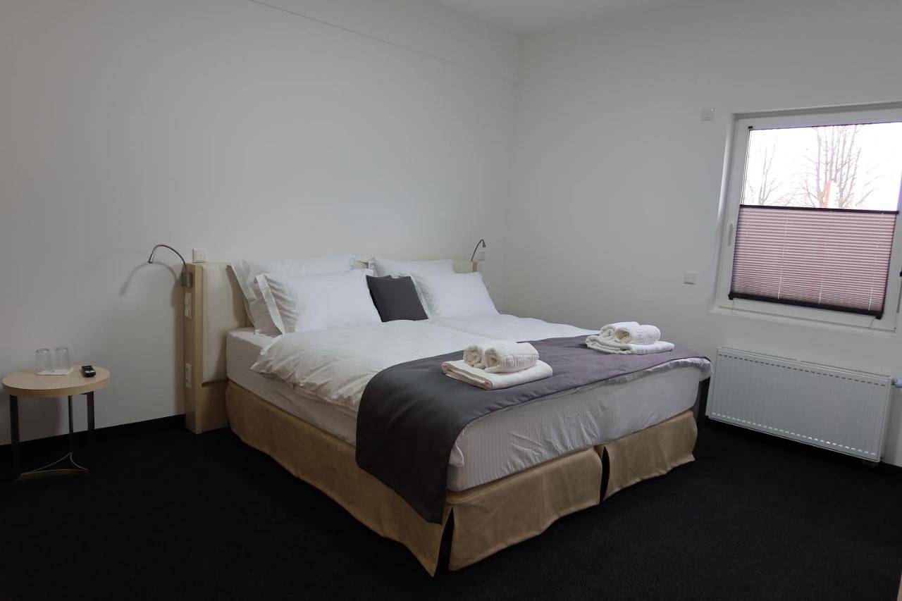 Nurhotel in Reinbek, Kreis Stormarn