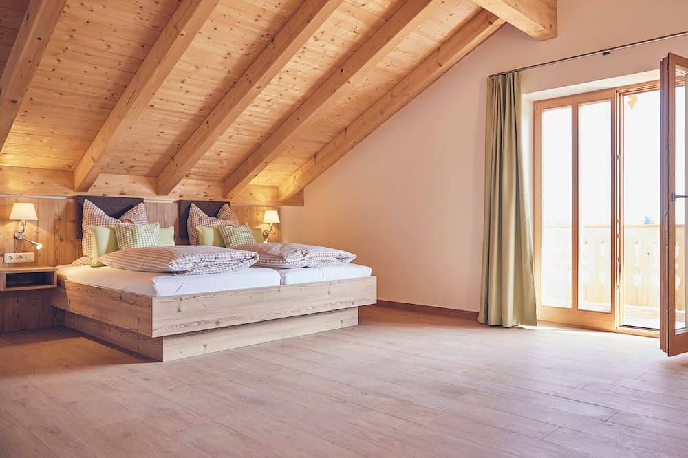 Ganze Wohnung, Ferienwohnung Kastanie, 91 qm, zwei Schlafzimmer und Balkon in Bad Aibling, Landkreis Rosenheim