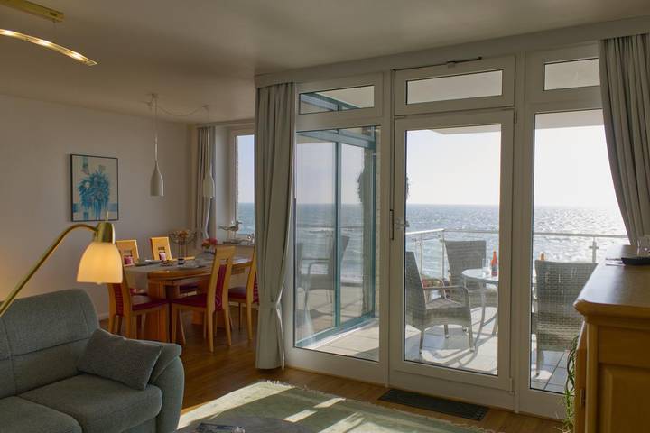 Ferienwohnung für 4 Personen, mit Meerblick und Balkon - 1