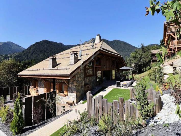 Chalet pour 12 personnes, avec jacuzzi et jardin ainsi que sauna et piscine à Montriond - 4