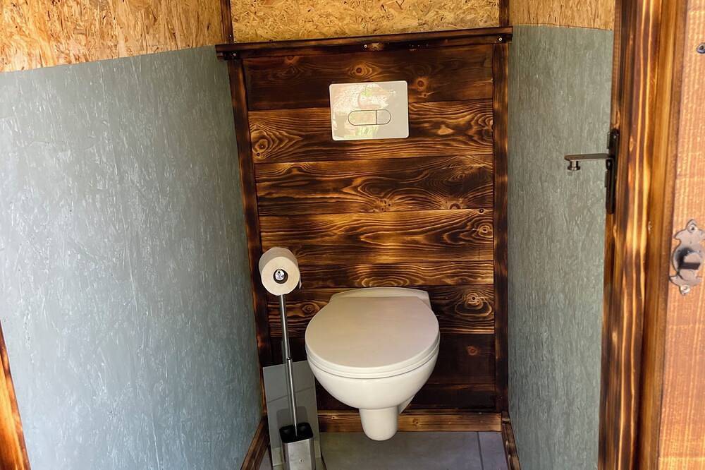 3 Wohnmobilstellplatze mit Dusche, Toilette, Ström und Wasser und Entleeren Chem in Stall, Bezirk Spittal an der Drau