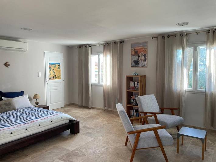 Chambre d’hôte pour 2 personnes, avec vue et jardin, animaux acceptés à Arles - 3