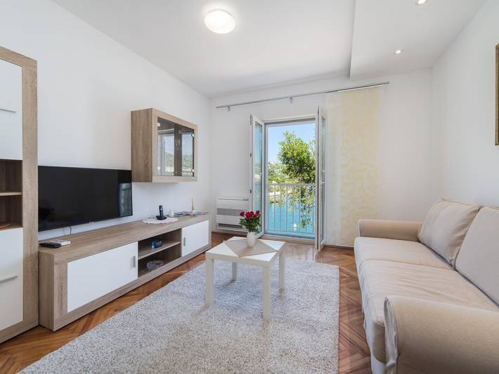 Ganze Wohnung, Apartments Ema-Two Bedroom Apartment with Sea View ( Perla ) in Rogotin, Dubrovnik-Neretva