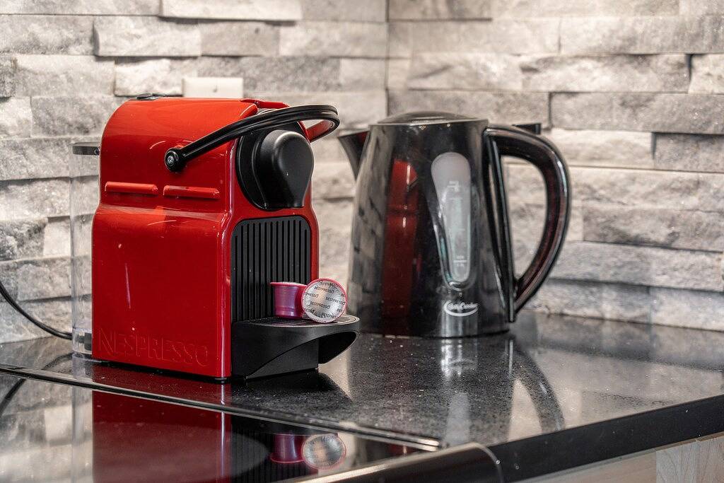 Canmore Penthouse Loft / Jahr Salzwasser-beheizter Außenpool in Canmore, Banff-Nationalpark