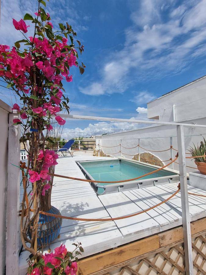 Ferienwohnung für 4 Personen, mit Terrasse und Pool