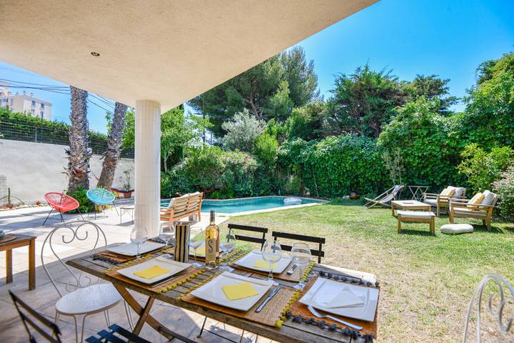 Villa pour 6 personnes, avec jardin ainsi que terrasse et piscine à Marseille - 3
