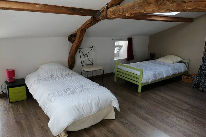 Location de vacances pour 14 personnes, avec jardin à Mouilleron-le-Captif - 4