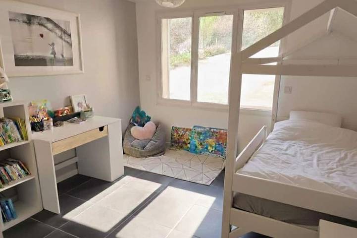 Location de vacances pour 8 personnes, avec piscine à Vailhauquès - 3