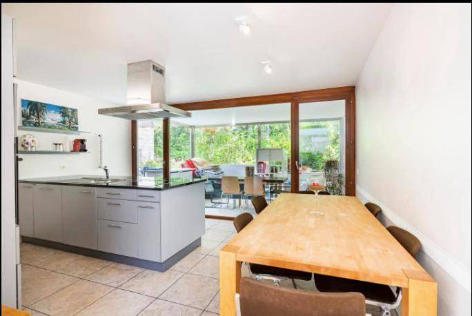 Location de vacances pour 7 personnes, avec terrasse et vue à Belmont-sur-Lausanne - 4