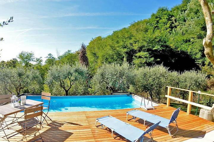 Ferienhaus für 3 Personen, mit Terrasse und Garten - 1