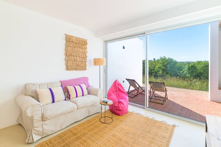 Vacation rental for 4 people, with yard in Alentejo