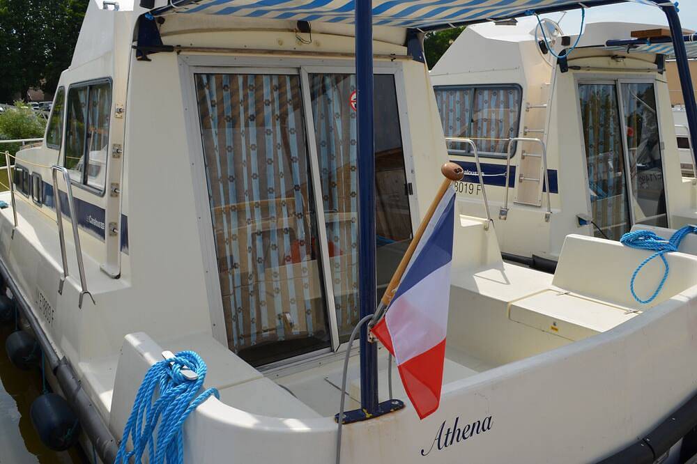 Péniche pour 5 Personnes dans Pontailler-sur-Saône, Côte-d'Or