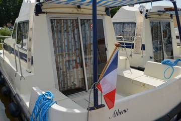 Péniche pour 5 personnes dans Côte-d'Or