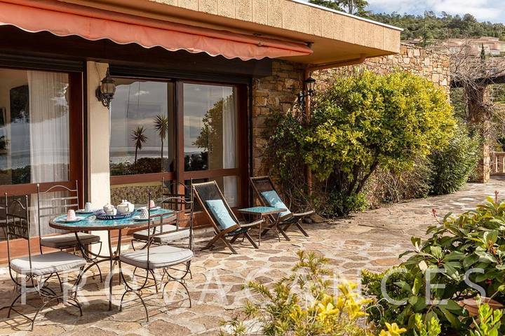 Villa pour 6 personnes, avec piscine et jardin dans Massif de l'Esterel - 2