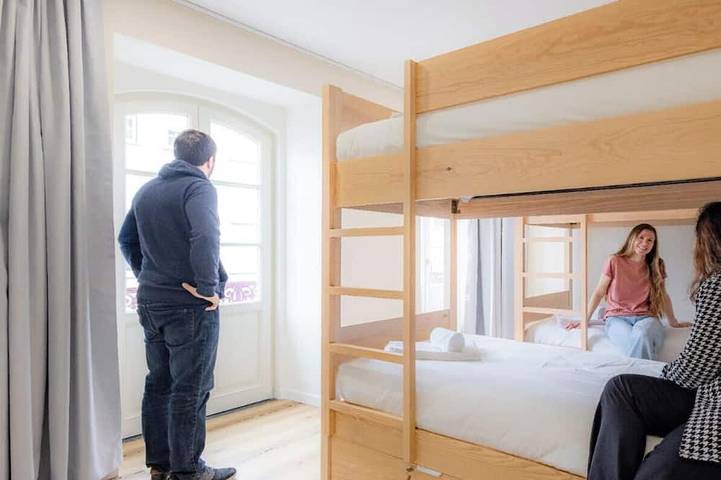 Chambre d’hôte pour 4 personnes à Angra do Heroísmo