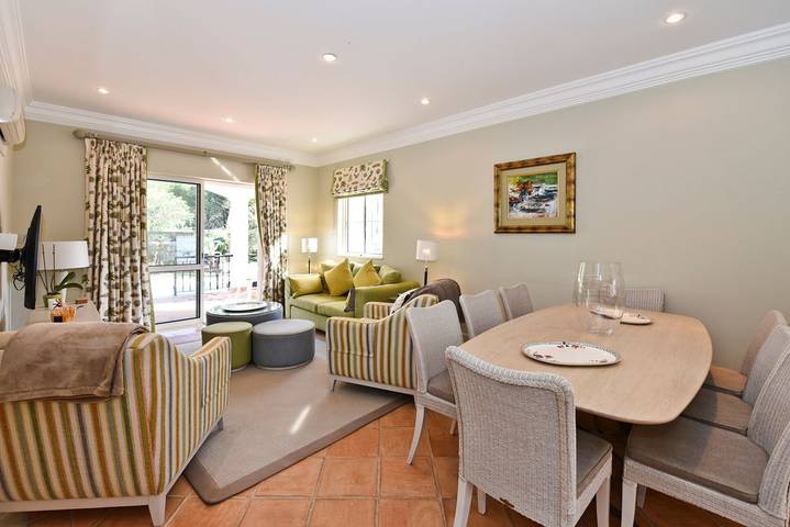 Villa pour 8 personnes, avec terrasse et jardin à Faro - 4