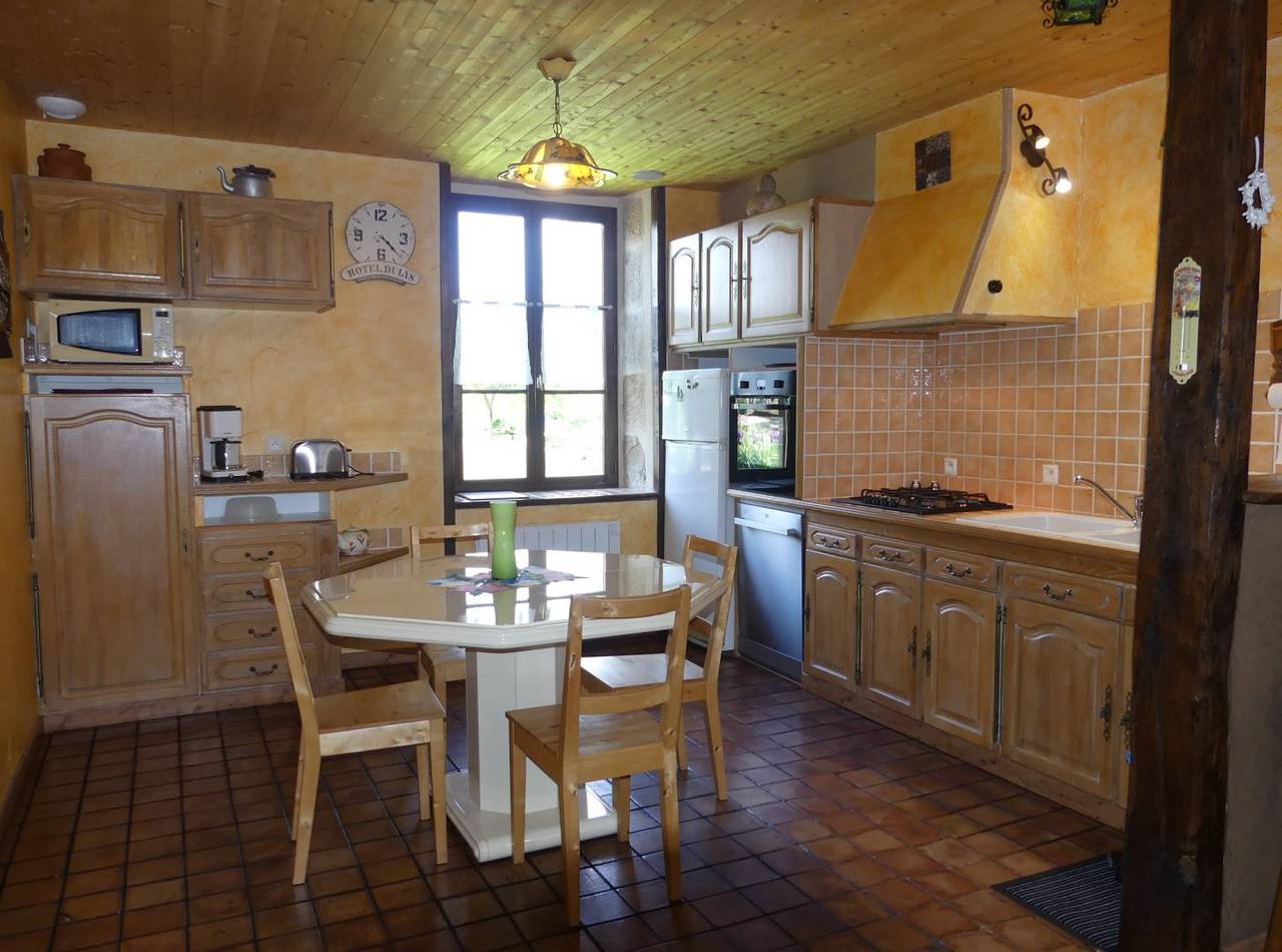 Gîte La Maison du Meunier in Cercy-la-Tour, Nièvre