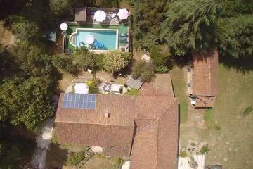 Gîte pour 6 personnes, avec jardin à Champniers-et-Reilhac