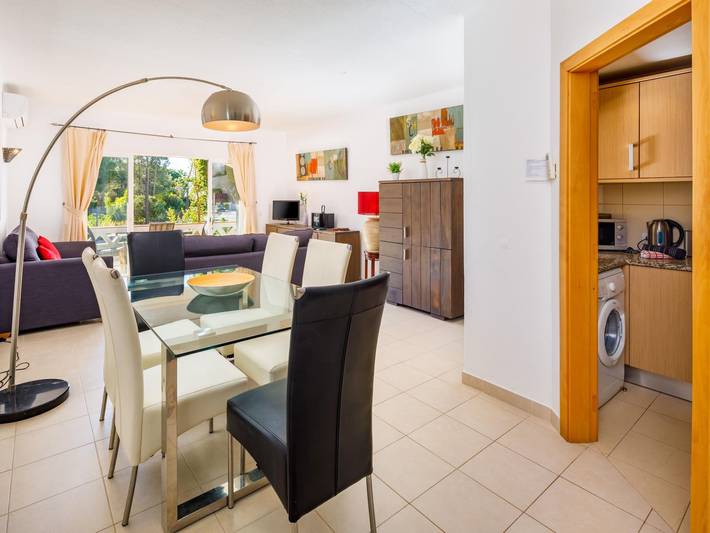 Ferienhaus für 6 Personen mit Balkon/Terrasse in Vale do Lobo, Almancil