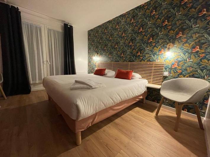 Hôtel pour 2 personnes, avec Balcon et Terrasse ainsi que Jardin et Piscine
