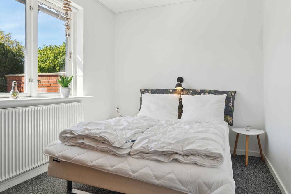 Holiday home with hot tub incl final cleaning in Fur, Limfjord in Westjütland